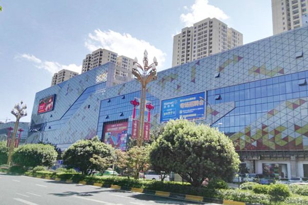 貴州萬(wàn)達(dá)廣場(chǎng)中央空調(diào)熱水項(xiàng)目